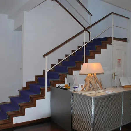 فندق مبيت وإفطار L'approdo Delle Sirene 3*