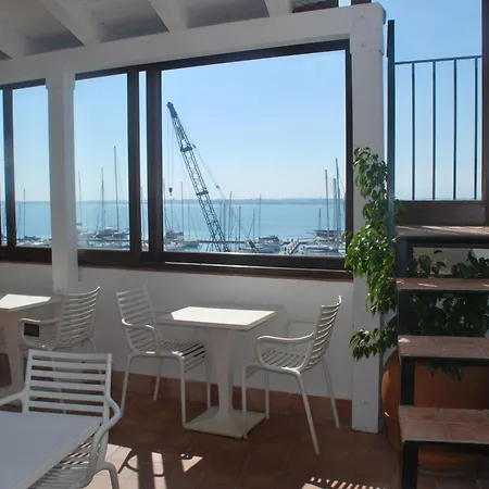 فندق مبيت وإفطار L'approdo Delle Sirene 3*